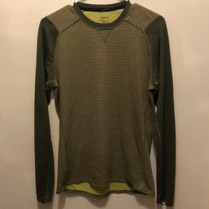 EUC Men’s Patagonia long sleeve.